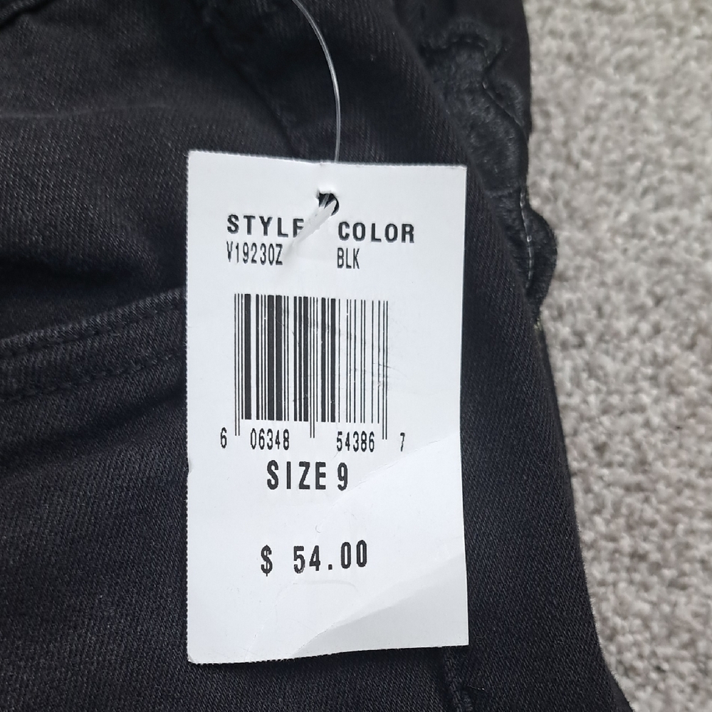 NWT Black Jeans with Floral Embroidery - Picture 6 of 6